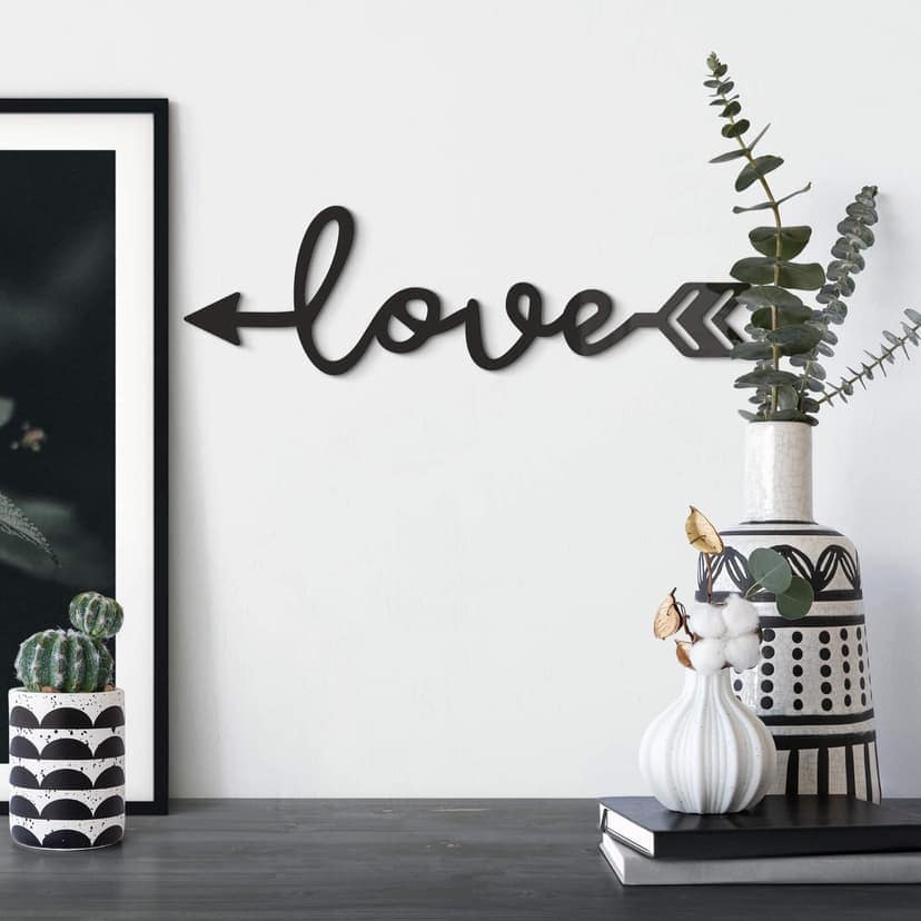 Akrylbokstäver Love Arrow