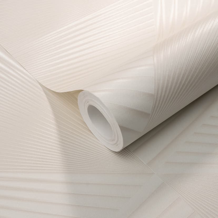 Non-woven tapet med grafiska prover och metallic-effekt i creme