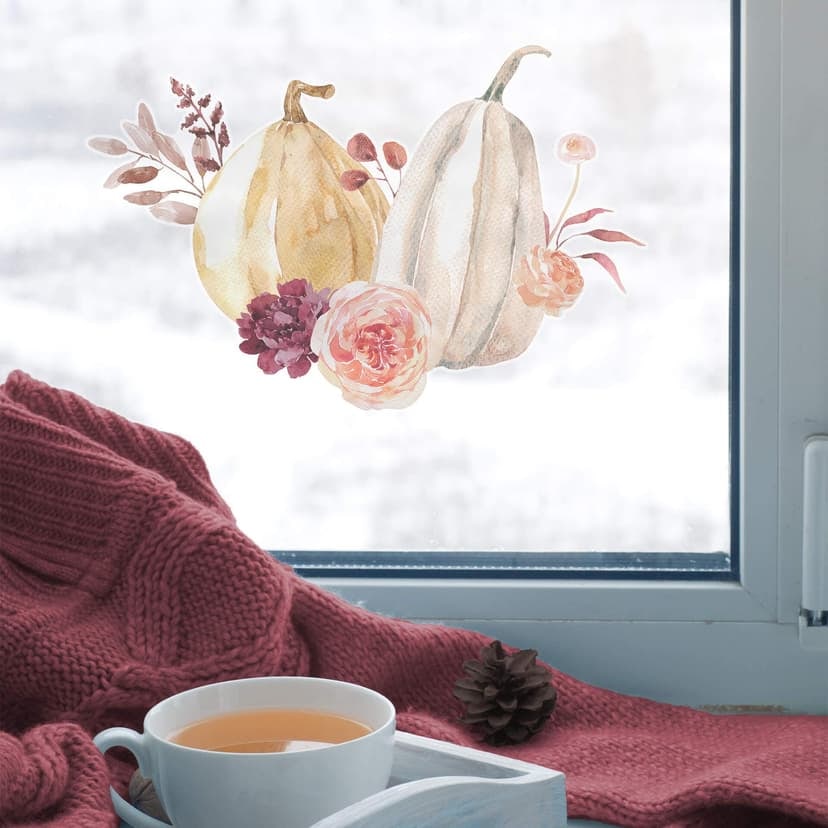 Elegant fönsterdekoration med pumpa