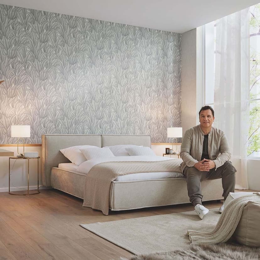 Tapet med vinstockar, tapet med blad Fashion for Walls 4 av Guido Maria Kretschmer silver