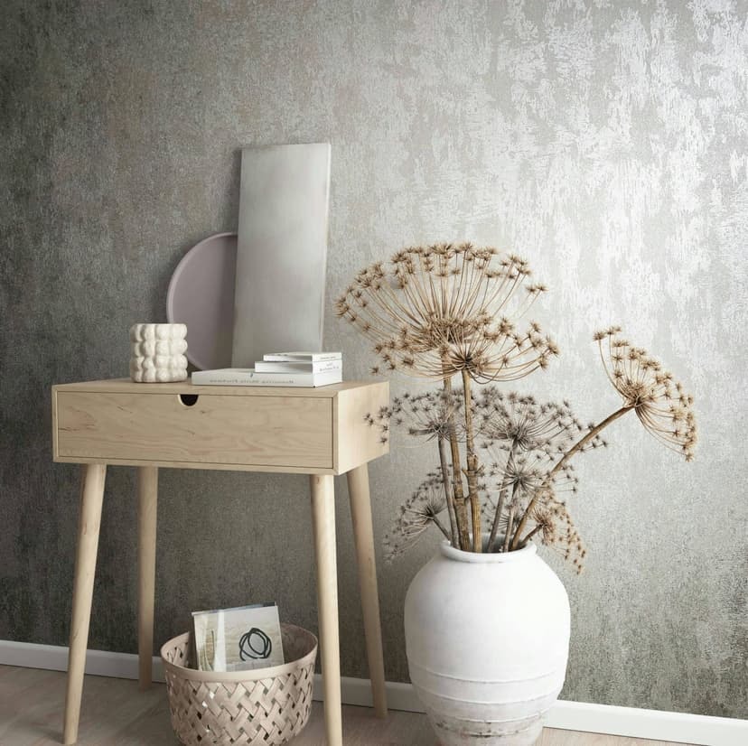 Non-woven tapet med en stark glanseffekt i en ljus grå struktur med betonglook