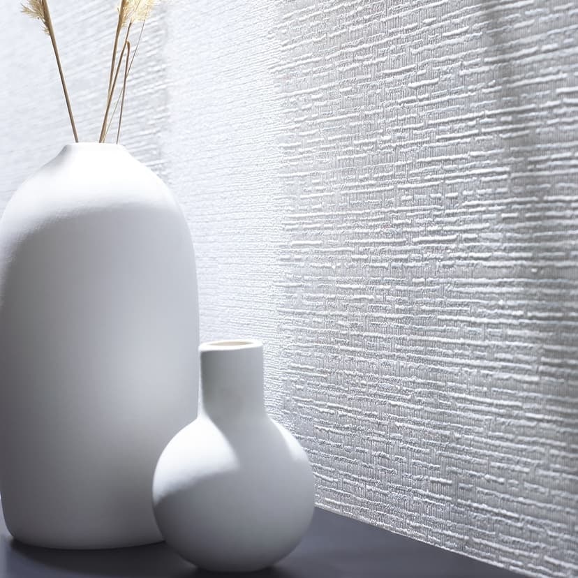 Non-woven tapet med ränder och fina linjer vit textur
