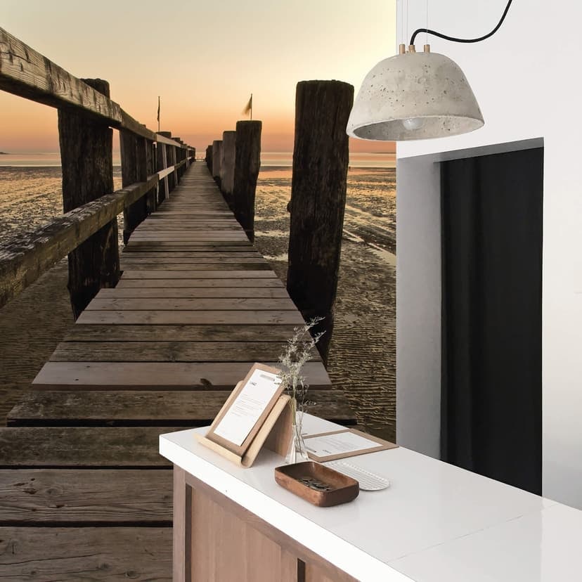 Fototapet Brygga i Vadehavet - 144x260 cm
