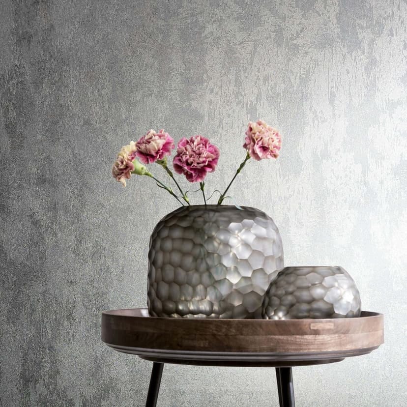 Icke-vävd tapet betong look metall look modern glansig i silver
