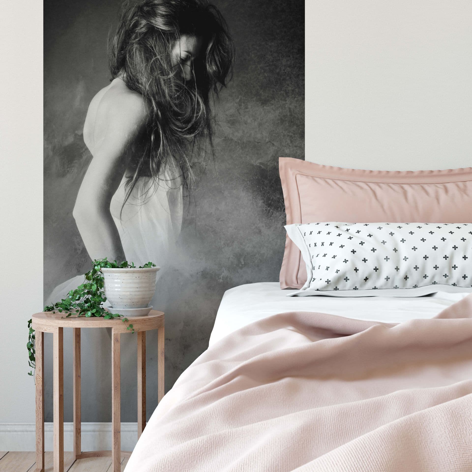 Fototapet - Mest - Kvinnan i grått - 144x260 cm