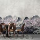 Fototapet Körsbärsblommor i dimman med berg i grå och mjuka rosa toner 2,7 x 2,12 m