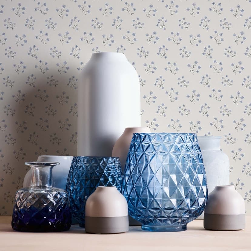 Blommig tapet vitblå - non-woven tapet lantgård A.S. Création - matt och lätt strukturerad