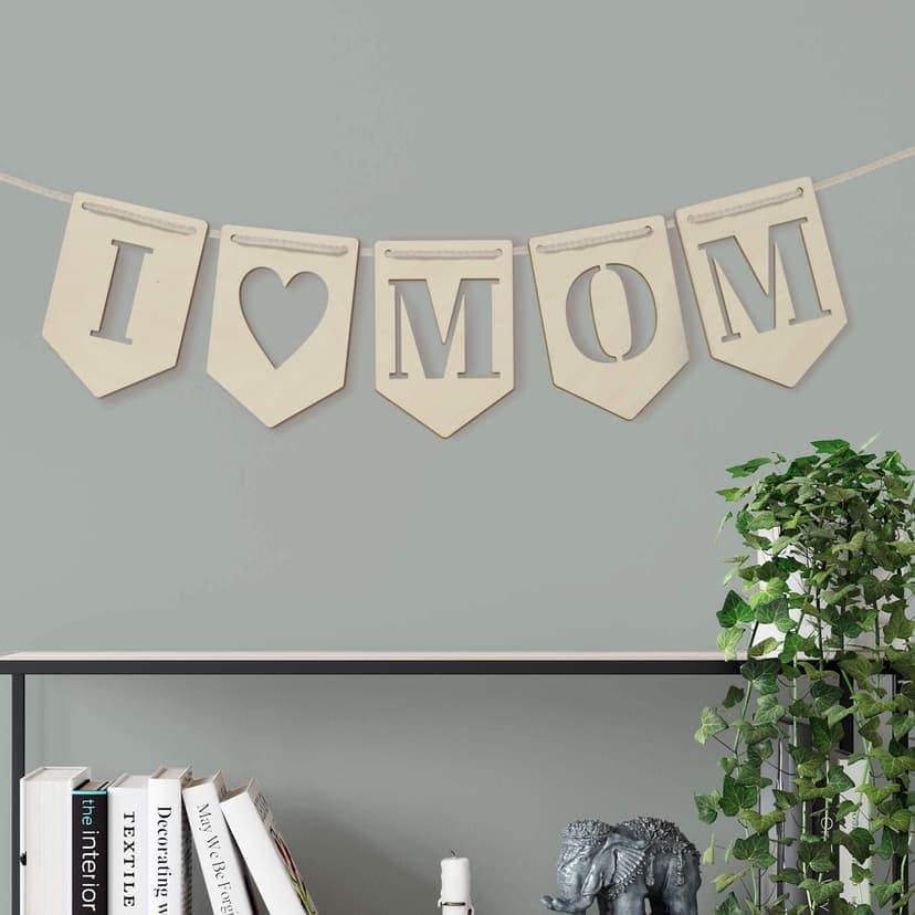 Väggdekorationer i trä av poppel - kedja I Love Mum (set om 5) inkl. bomullsrep