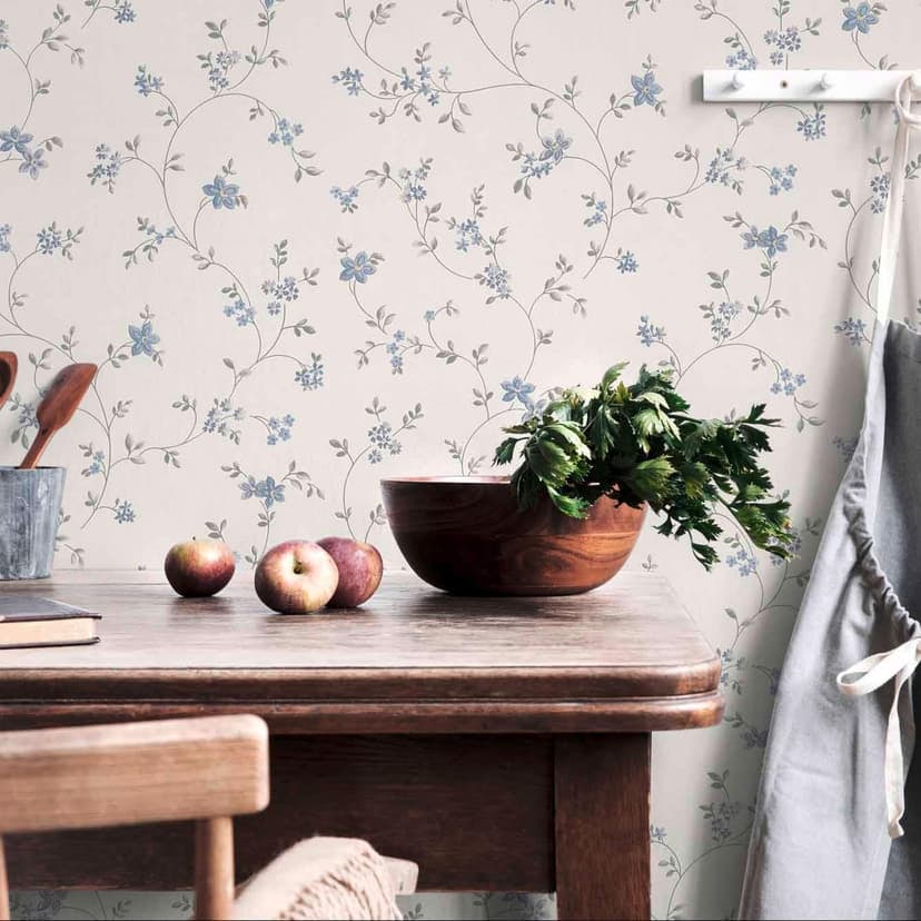Blommig tapet gräddgrå - non-woven tapet lantgård A.S. Création - matt ljus strukturerad