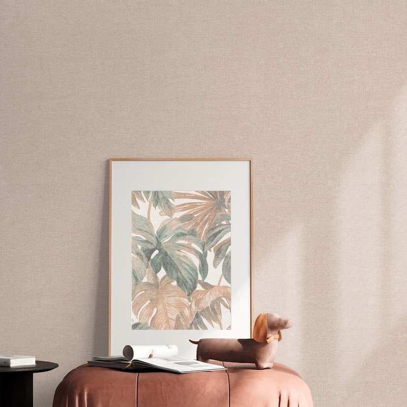 Non-woven tapet slät rosabeige med en fin linne-struktur, subtilt modern och elegant