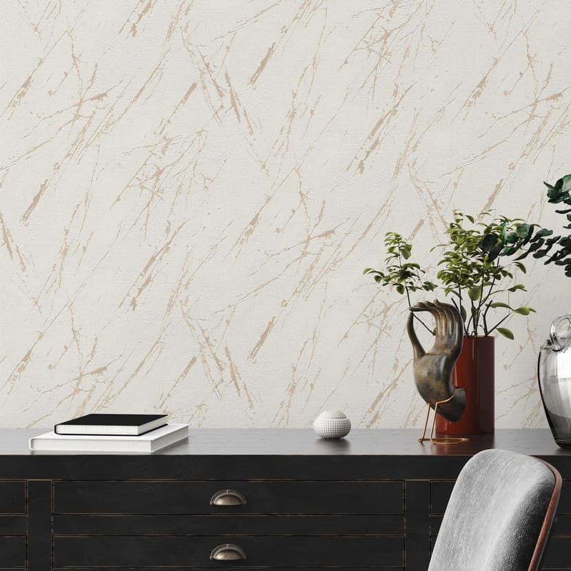 Marmoreffekttapet i vita champagnefärger med metallic-effekt