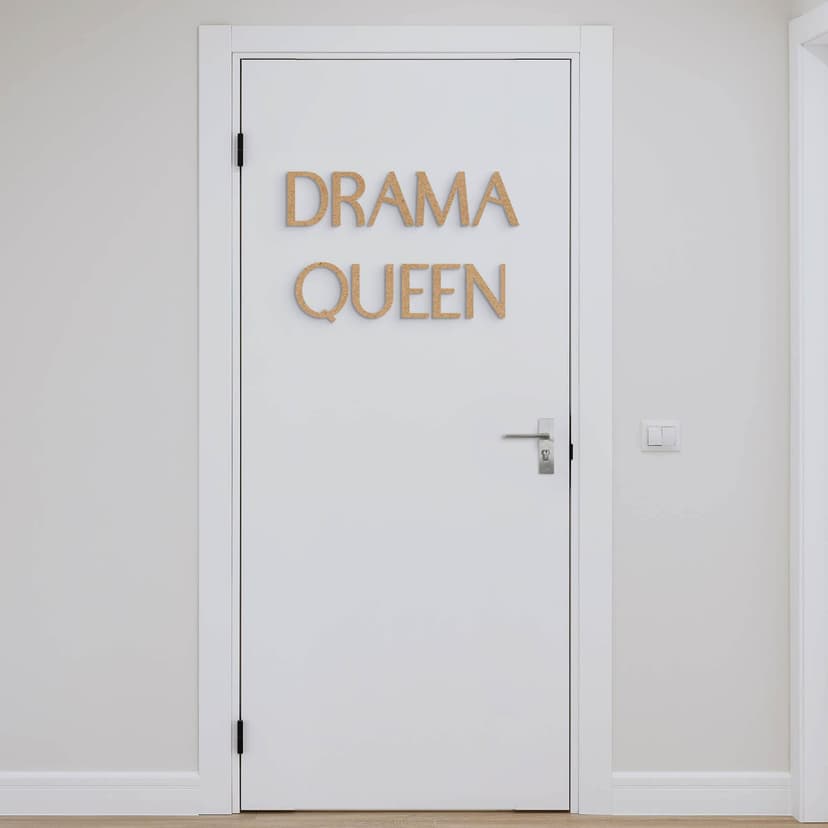 MDF-dekoration 3D-bokstäver Drama Queen