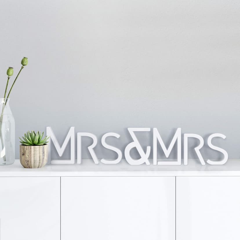Dekorativa bokstäver 3D Mrs & Mrs modern